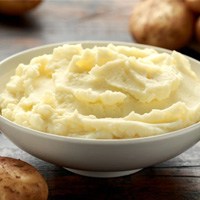 Close-up of bowl of mashed potatoes